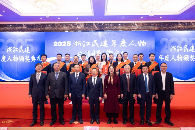 EL3_2276 2.jpg EL3_2276 2.jpg