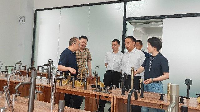 金捷_副本.jpg