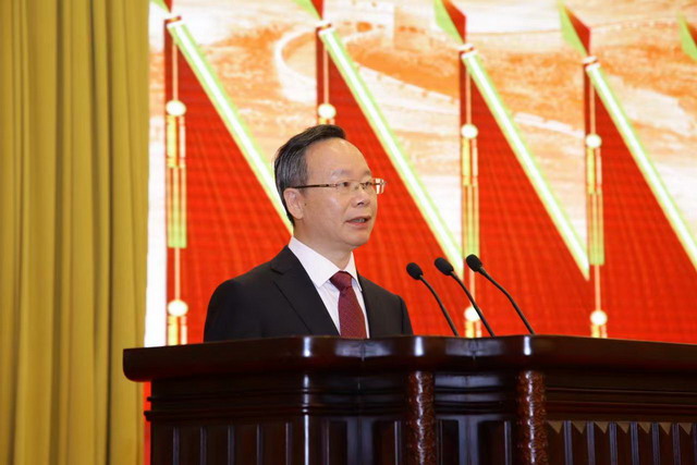 陈小平.jpg