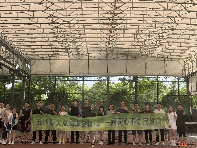 1956535322_副本.jpg