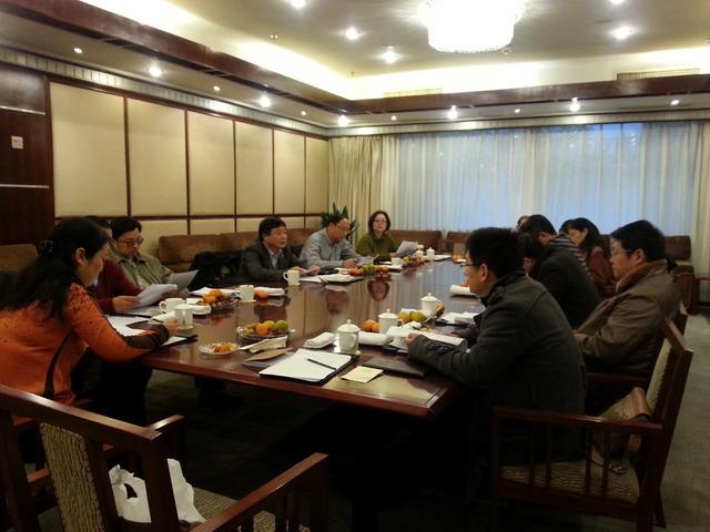 民建浙江省科教文卫委员会在杭州召开座谈会