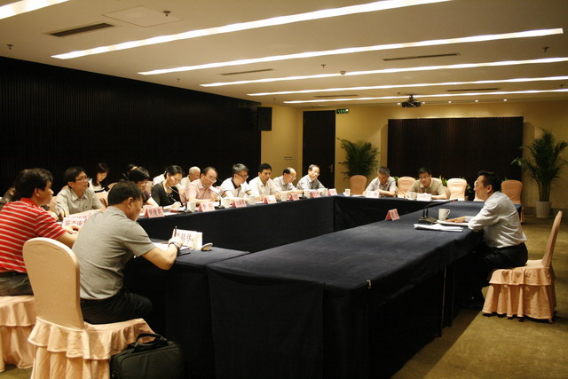 民建中央主席陈昌智来湖调研并召开座谈会