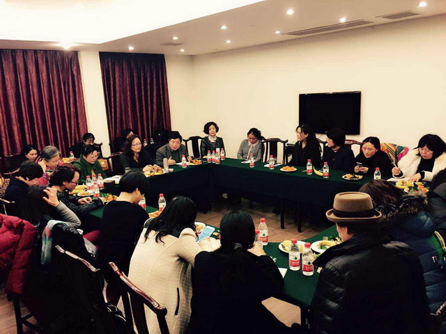 民建省属工委举行庆三八“妇女节”座谈会