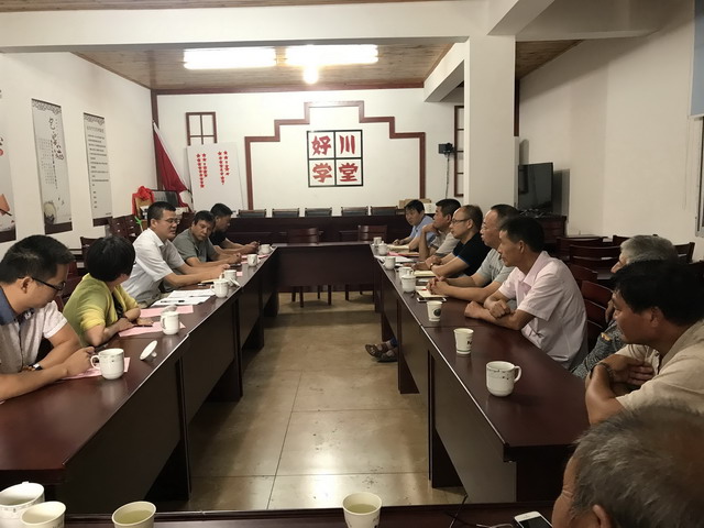 积极落实“双百村结对行动”
